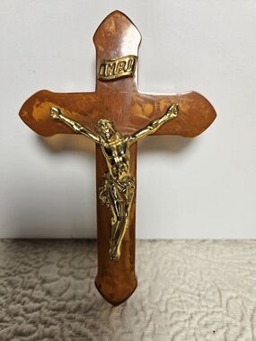 Vintage Butterscotch Bakelite Crucifix Cross 5.5” Religious INRI
